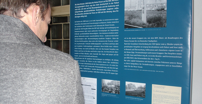 Ausstellungsbanner