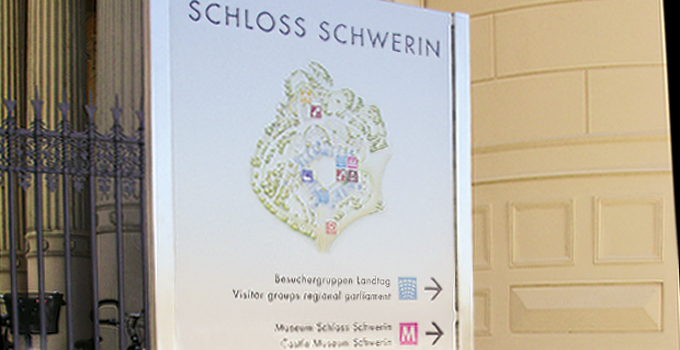 Orientierungstafel mit Lageplan
